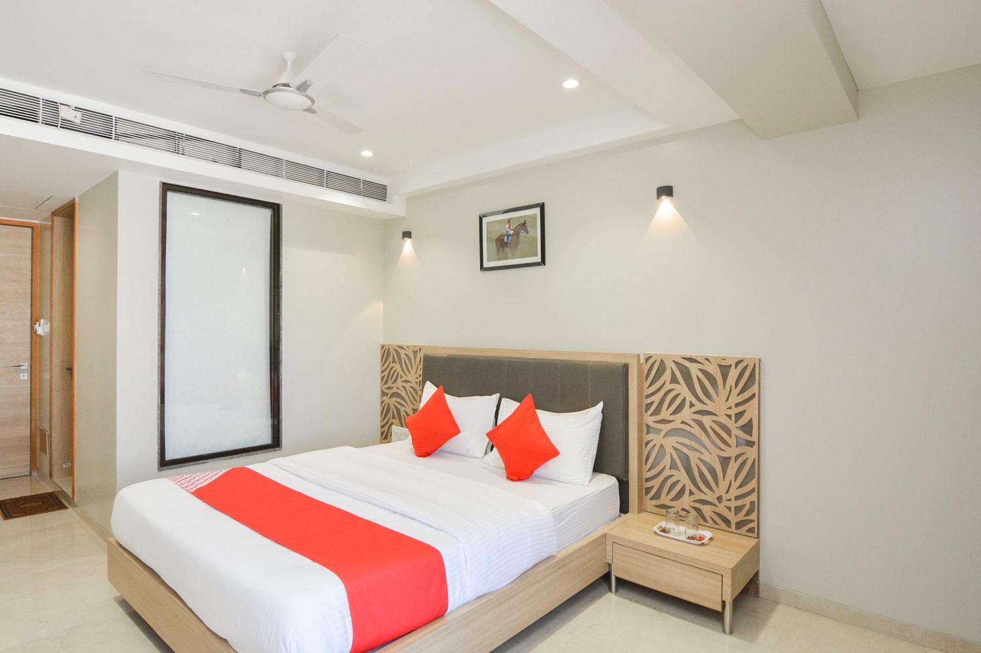 Hotel O Season Choice Shirdi Extérieur photo