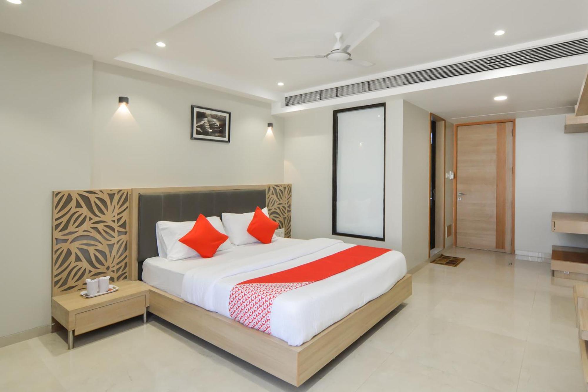 Hotel O Season Choice Shirdi Extérieur photo