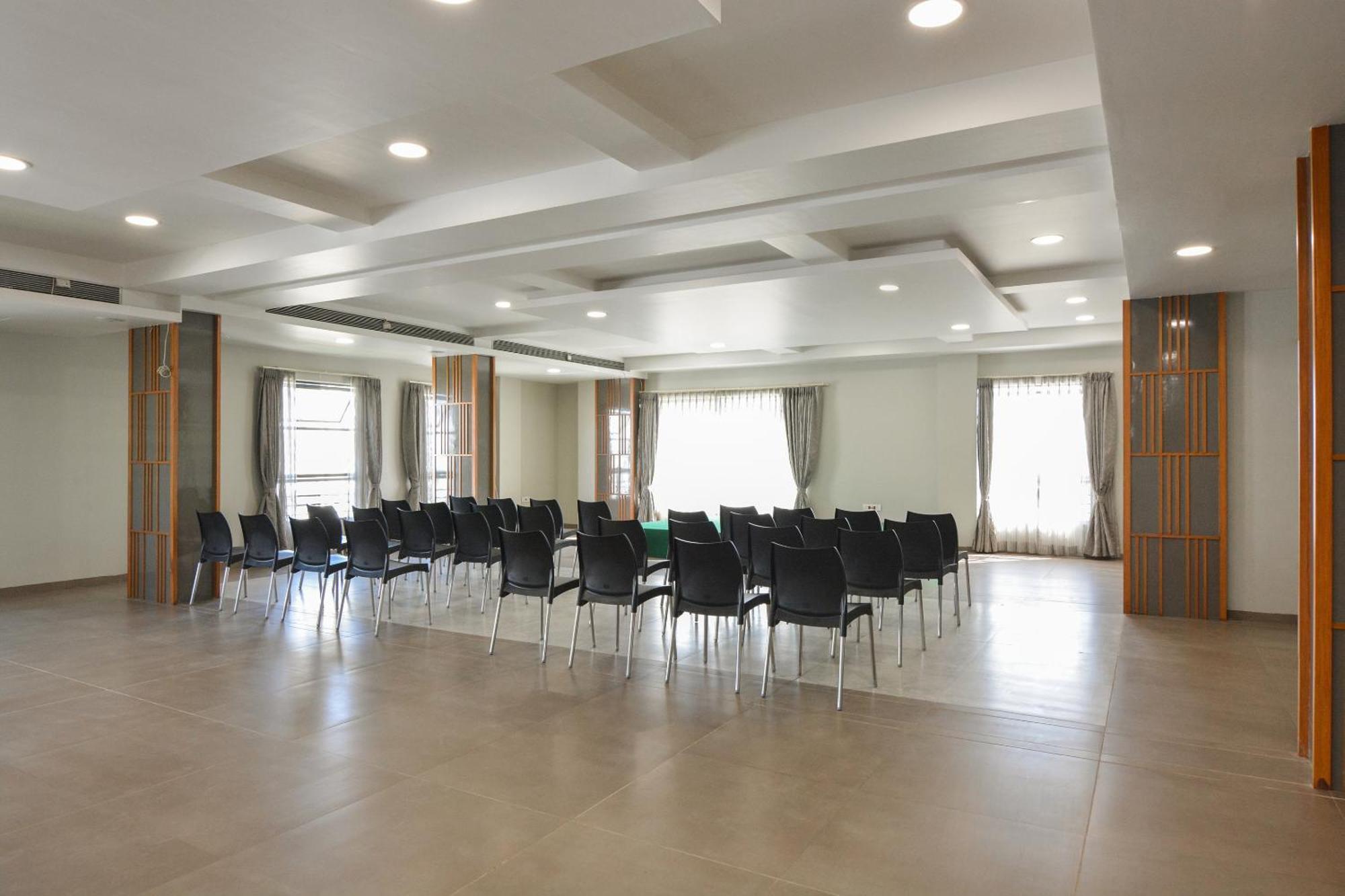 Hotel O Season Choice Shirdi Extérieur photo
