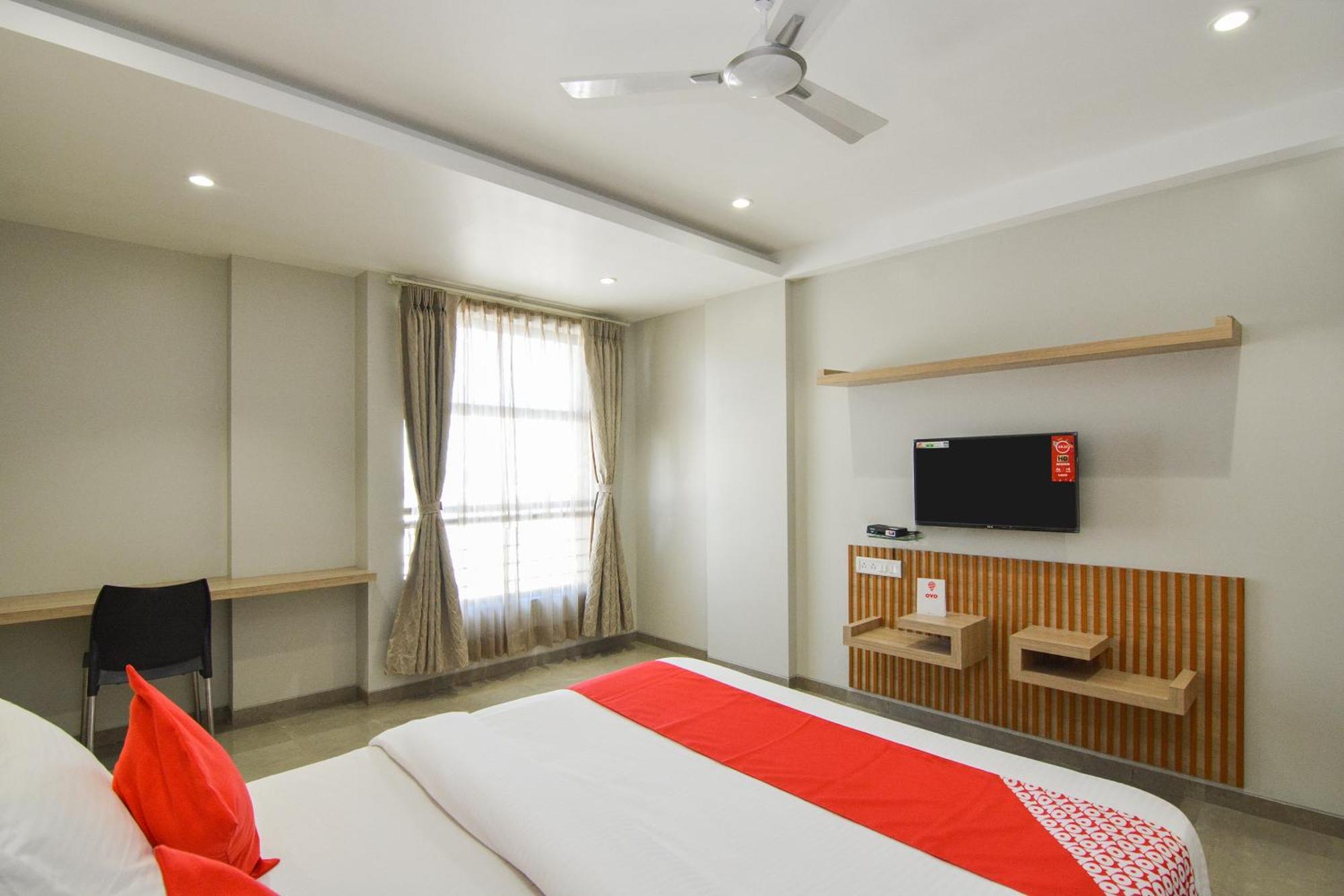 Hotel O Season Choice Shirdi Extérieur photo